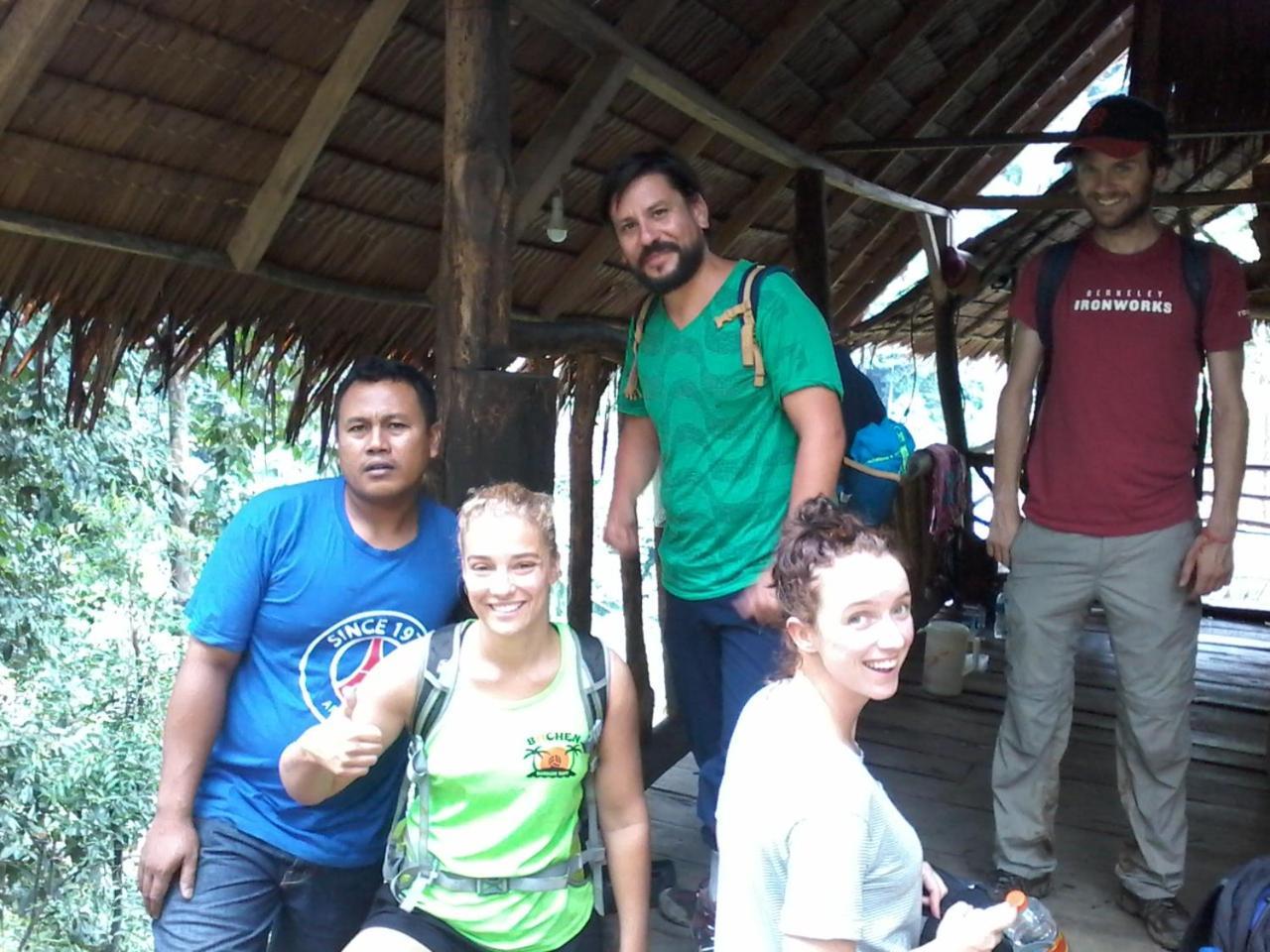 Orangutantreksumatra & Lovely Jungle Lodge Only Book If You Are Treking With Us Bukit Lawang Pokój zdjęcie
